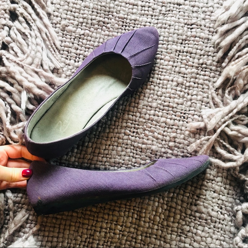 Purple Pointed Flats Size 6